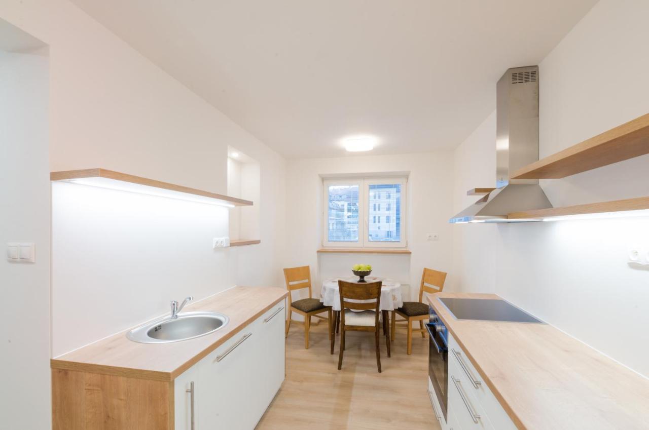 Apartman Razusa Centrum Μπάνσκα Μπίστριτσα Εξωτερικό φωτογραφία