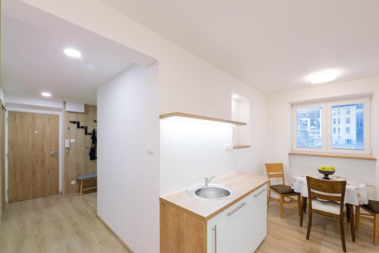 Apartman Razusa Centrum Μπάνσκα Μπίστριτσα Εξωτερικό φωτογραφία