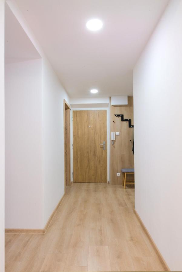 Apartman Razusa Centrum Μπάνσκα Μπίστριτσα Εξωτερικό φωτογραφία