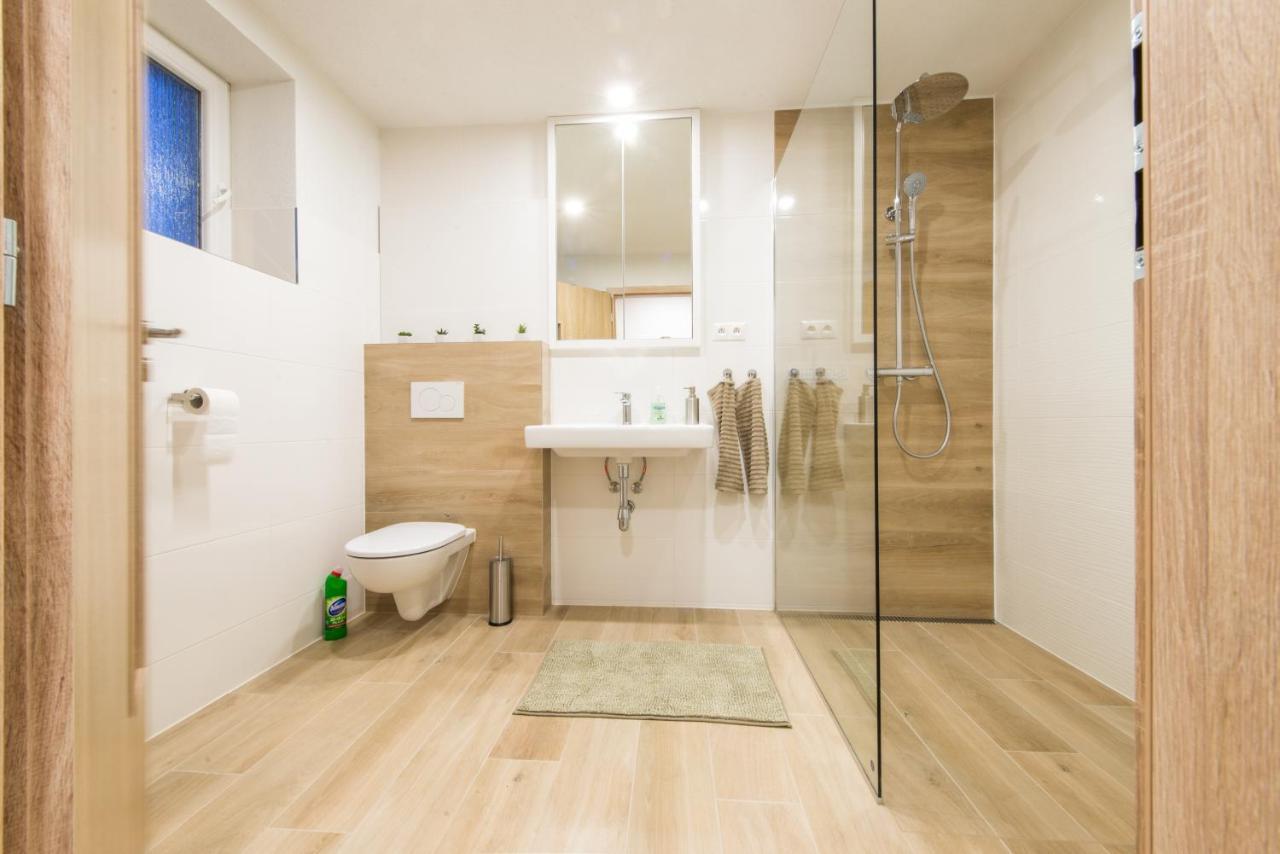 Apartman Razusa Centrum Μπάνσκα Μπίστριτσα Εξωτερικό φωτογραφία